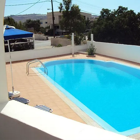 Privee Santorini فندق بيريسا