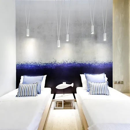 Privee Santorini فندق 2*