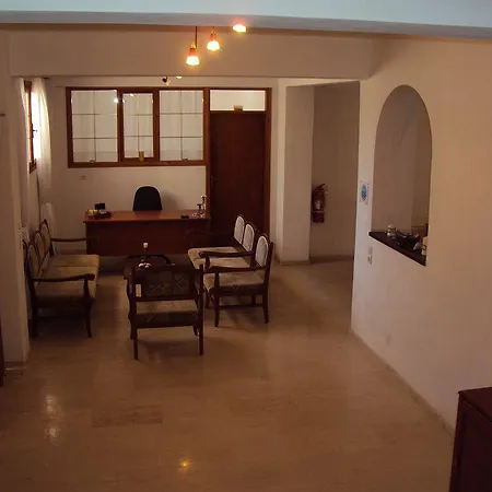 فندق Privee Santorini بيريسا