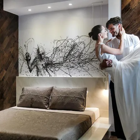 فندق Privee Santorini بيريسا