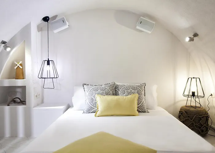 Ξενοδοχείο Privee Santorini