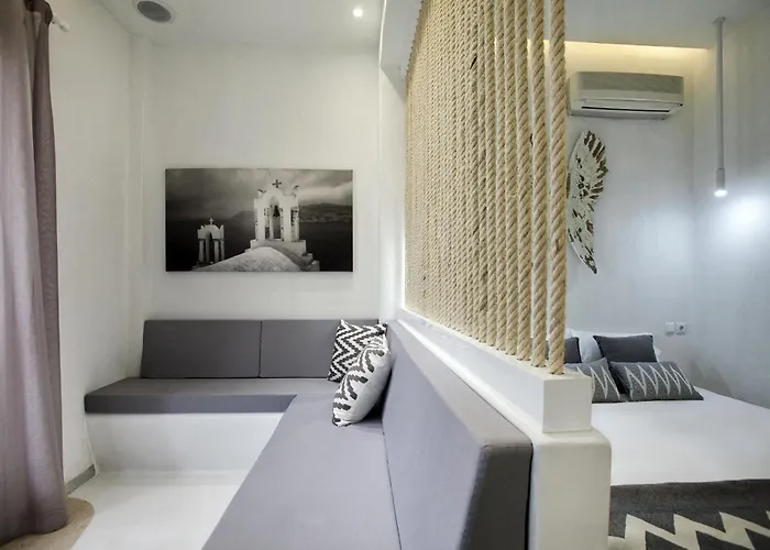 Privee Santorini 2* Περίσσα