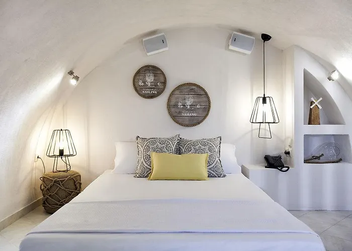 Privee Santorini Ξενοδοχείο Περίσσα