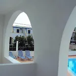 Hotel Privee Santorini Perissa (Santorini)