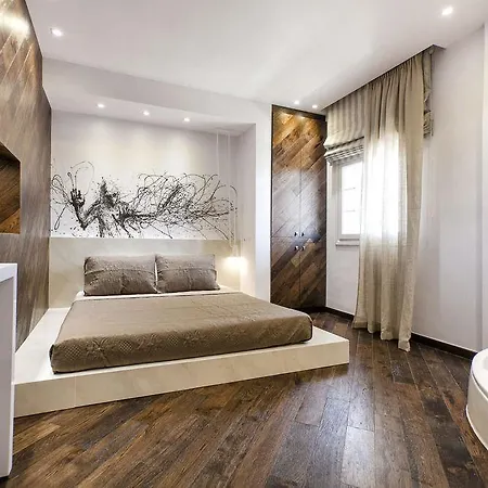 Privee Santorini Hotel Perissa (Santorini)