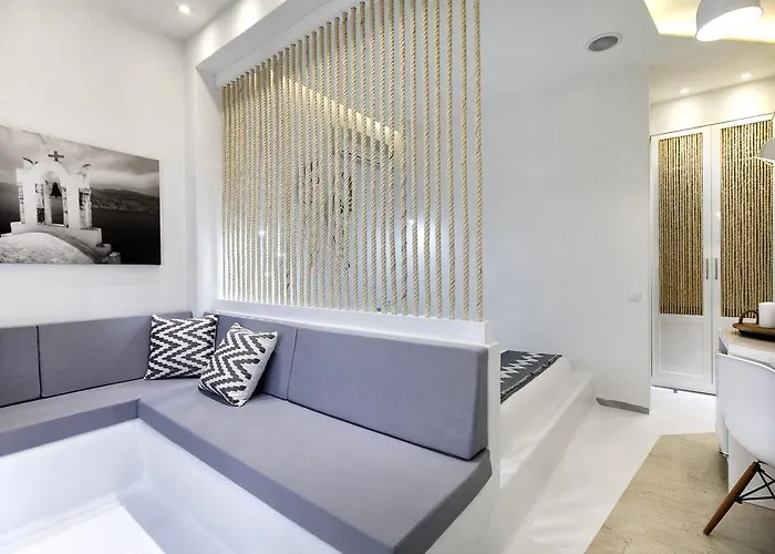 Otel Privee Santorini 2*