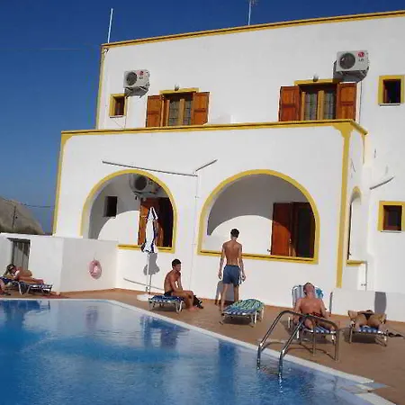 Privee Santorini