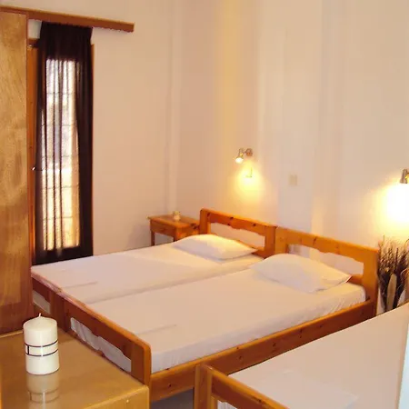 Privee Santorini ホテル