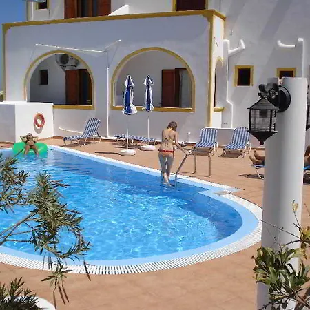 Privee Santorini Hotel