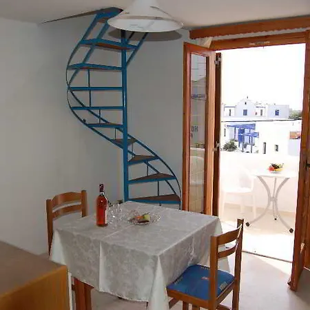 Hotel Privee Santorini Perissa (Santorini)