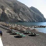 Privee Santorini
