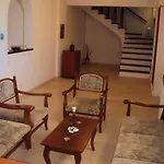 Privee Santorini