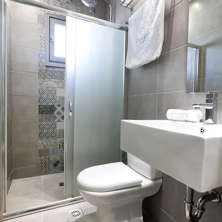 Privée Santorini 2*